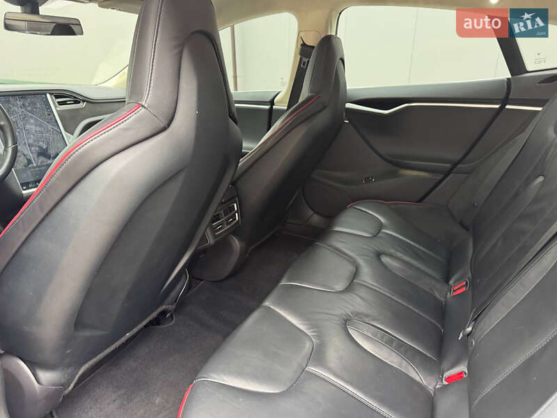 Ліфтбек Tesla Model S 2014 в Вінниці фото 13 Ліфтбек Tesla Model S 2014 в Вінниці