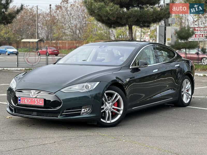 Tesla Model S 2015 Tesla Model S 2015