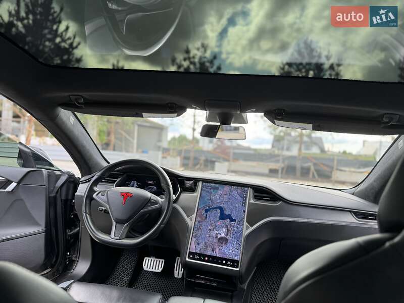 Ліфтбек Tesla Model S 2018 в Рівному фото 33 Ліфтбек Tesla Model S 2018 в Рівному