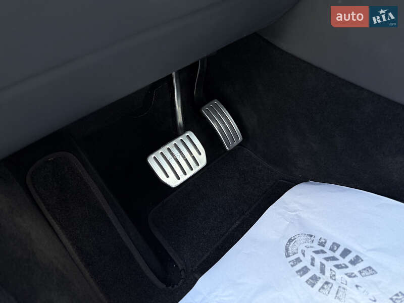 Лифтбек Tesla Model S 2024 в Дрогобыче фото 79 Лифтбек Tesla Model S 2024 в Дрогобыче