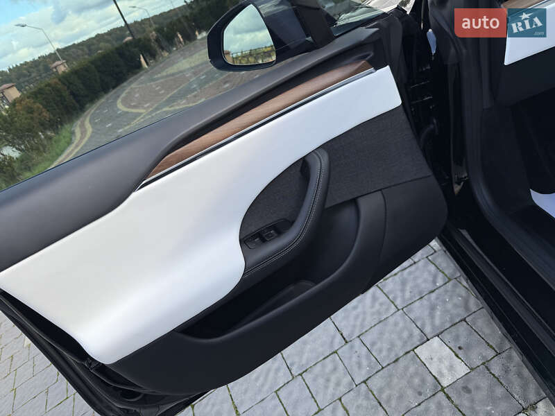 Лифтбек Tesla Model S 2024 в Дрогобыче фото 87 Лифтбек Tesla Model S 2024 в Дрогобыче