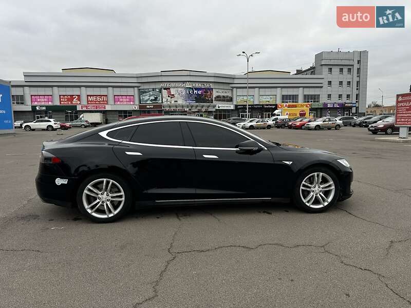 Лифтбек Tesla Model S 2014 в Полтаве фото 4 Лифтбек Tesla Model S 2014 в Полтаве