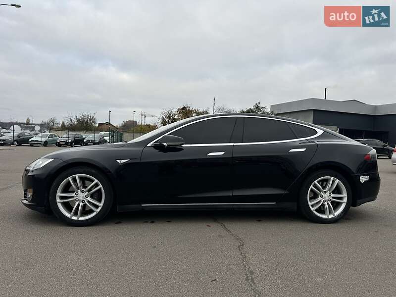 Лифтбек Tesla Model S 2014 в Полтаве фото 7 Лифтбек Tesla Model S 2014 в Полтаве