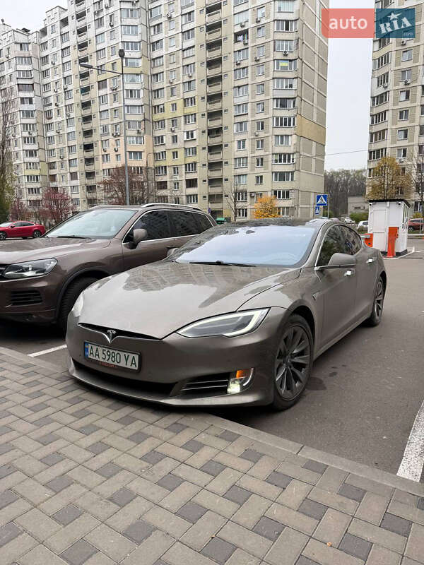 Ліфтбек Tesla Model S 2016 в Березівці фото 2 Ліфтбек Tesla Model S 2016 в Березівці
