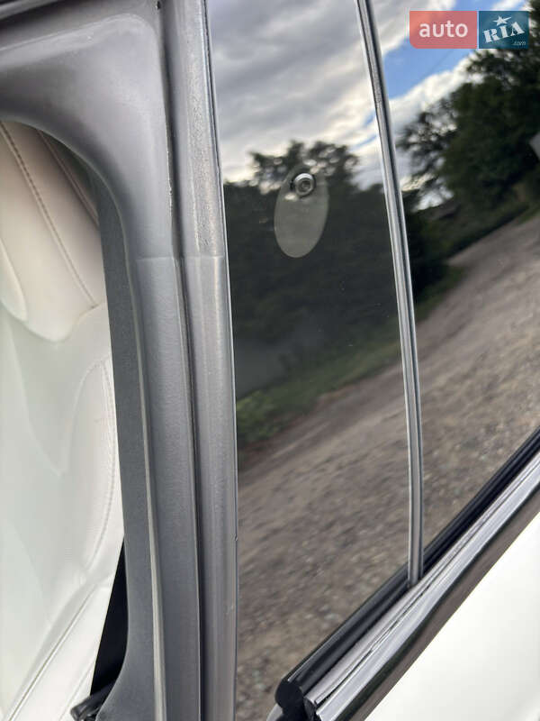 Ліфтбек Tesla Model S 2022 в Харкові