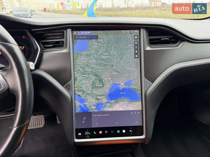 Лифтбек Tesla Model S 2018 в Виннице