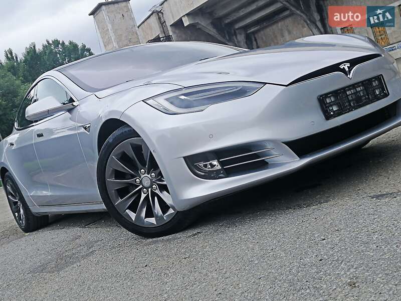 Ліфтбек Tesla Model S 2018 в Івано-Франківську фото 14 Ліфтбек Tesla Model S 2018 в Івано-Франківську