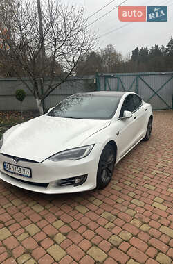 Лифтбек Tesla Model S 2017 в Житомире