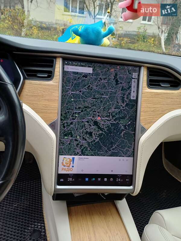 Ліфтбек Tesla Model S 2018 в Івано-Франківську