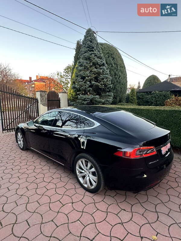 Ліфтбек Tesla Model S 2017 в Луцьку