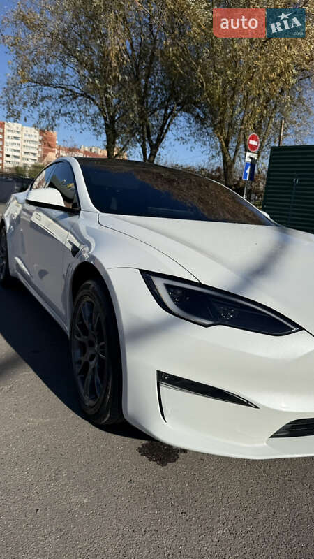 Лифтбек Tesla Model S 2023 в Львове фото 13 Лифтбек Tesla Model S 2023 в Львове