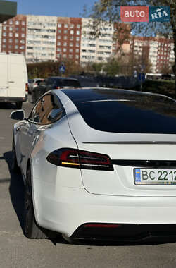Ліфтбек Tesla Model S 2023 в Львові