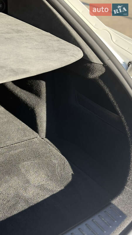 Лифтбек Tesla Model S 2023 в Львове фото 28 Лифтбек Tesla Model S 2023 в Львове