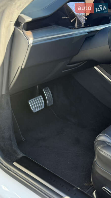 Лифтбек Tesla Model S 2023 в Львове фото 38 Лифтбек Tesla Model S 2023 в Львове