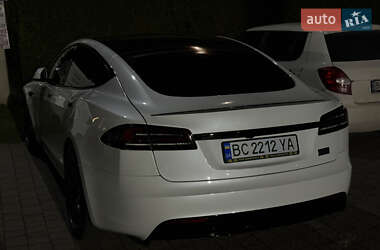 Ліфтбек Tesla Model S 2023 в Львові