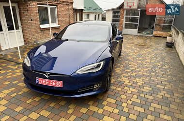 Лифтбек Tesla Model S 2018 в Хмельницком