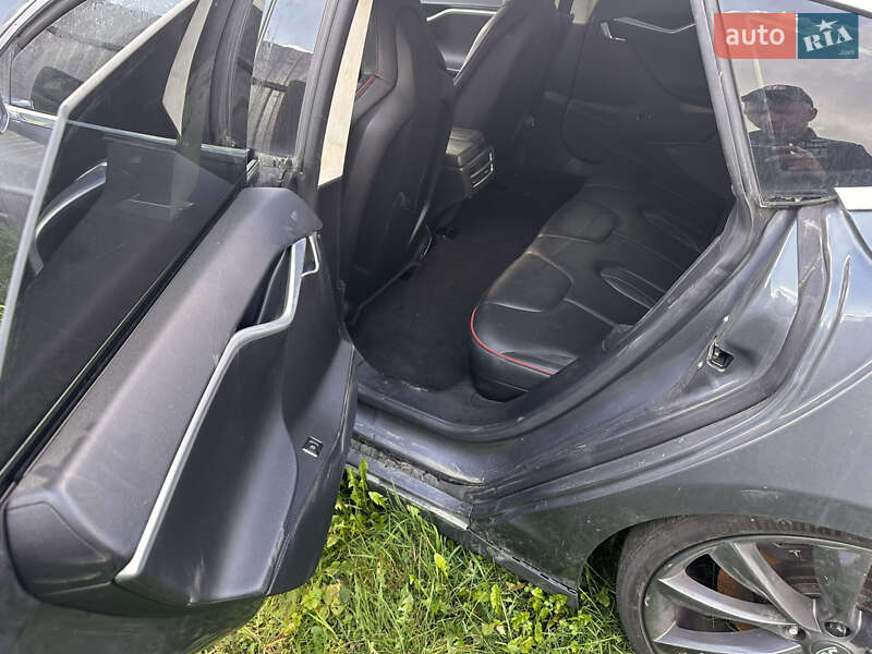 Лифтбек Tesla Model S 2013 в Самборе фото 15 Лифтбек Tesla Model S 2013 в Самборе