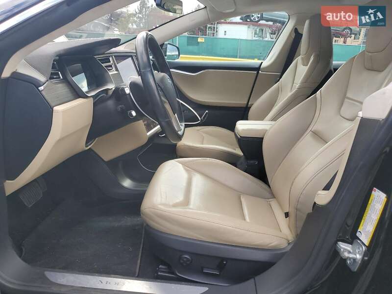 Ліфтбек Tesla Model S 2015 в Харкові фото 7 Ліфтбек Tesla Model S 2015 в Харкові