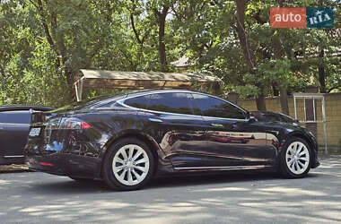 Ліфтбек Tesla Model S 2017 в Чорноморську