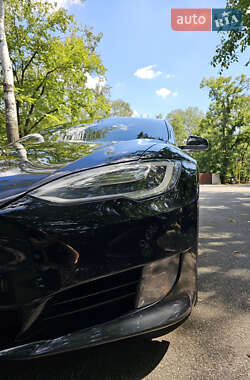 Ліфтбек Tesla Model S 2017 в Чорноморську