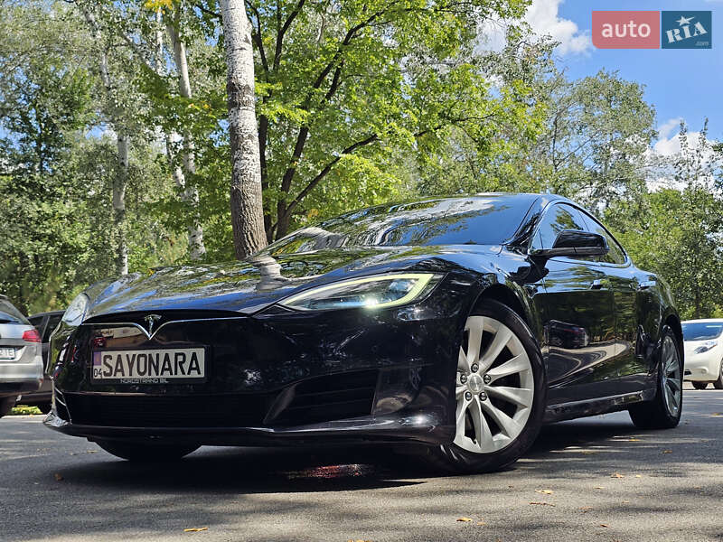 Ліфтбек Tesla Model S 2017 в Чорноморську