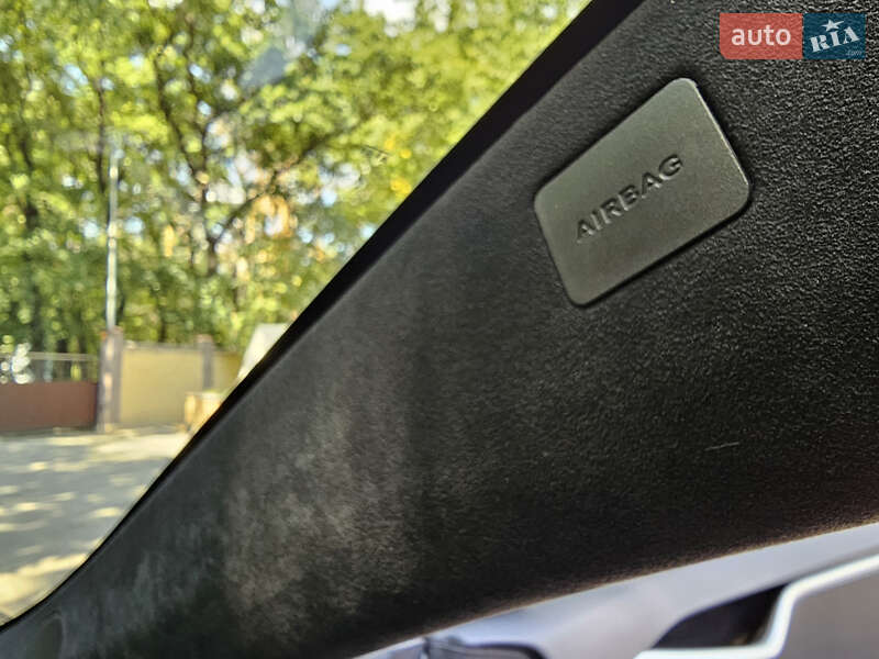 Ліфтбек Tesla Model S 2017 в Чорноморську