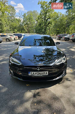 Ліфтбек Tesla Model S 2017 в Чорноморську