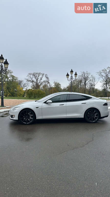 Лифтбек Tesla Model S 2013 в Одессе фото 5 Лифтбек Tesla Model S 2013 в Одессе