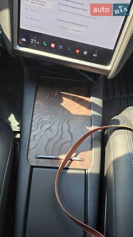 Лифтбек Tesla Model S 2019 в Запорожье фото 24 Лифтбек Tesla Model S 2019 в Запорожье