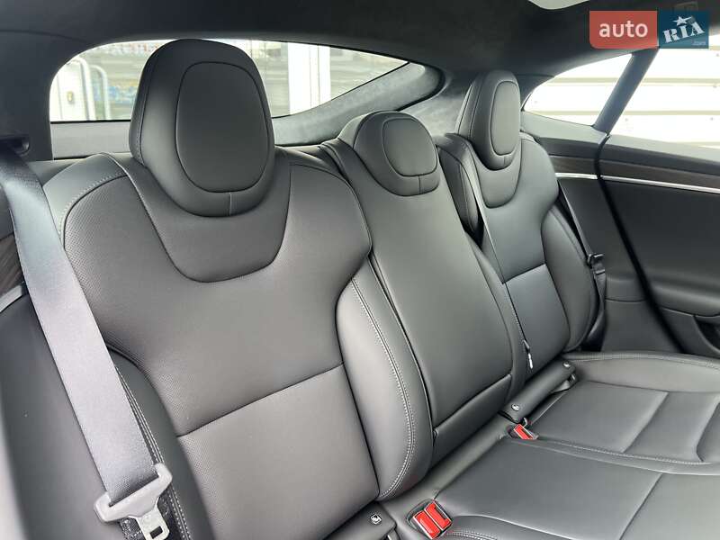 Ліфтбек Tesla Model S 2023 в Києві фото 22 Ліфтбек Tesla Model S 2023 в Києві