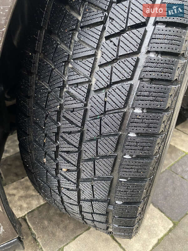 Лифтбек Tesla Model S 2013 в Львове