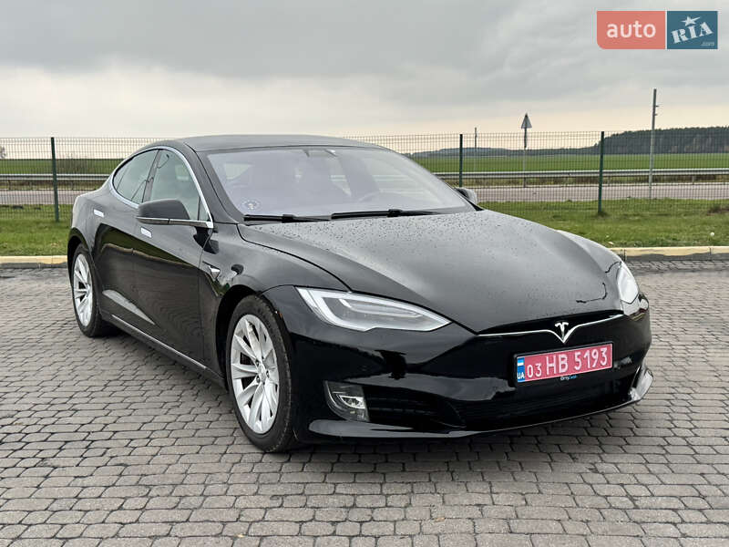 Лифтбек Tesla Model S 2019 в Радивилове фото 2 Лифтбек Tesla Model S 2019 в Радивилове