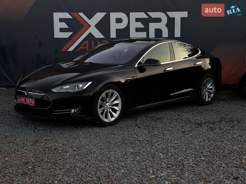 Лифтбек Tesla Model S 2015 в Львове фото 3 Лифтбек Tesla Model S 2015 в Львове