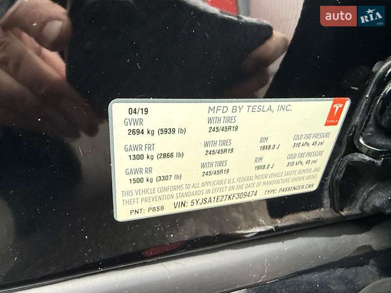Ліфтбек Tesla Model S 2019 в Києві фото 62 Ліфтбек Tesla Model S 2019 в Києві