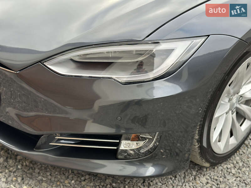 Ліфтбек Tesla Model S 2016 в Ужгороді фото 31 Ліфтбек Tesla Model S 2016 в Ужгороді