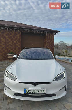 Лифтбек Tesla Model S 2021 в Золочеве