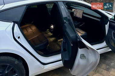 Лифтбек Tesla Model S 2021 в Золочеве