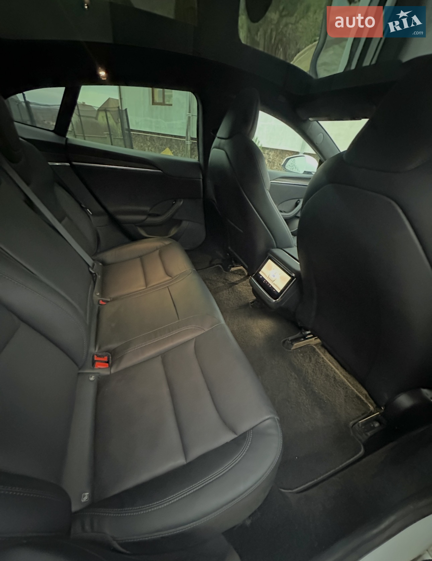 2021 Tesla Model S - мініатюра 21