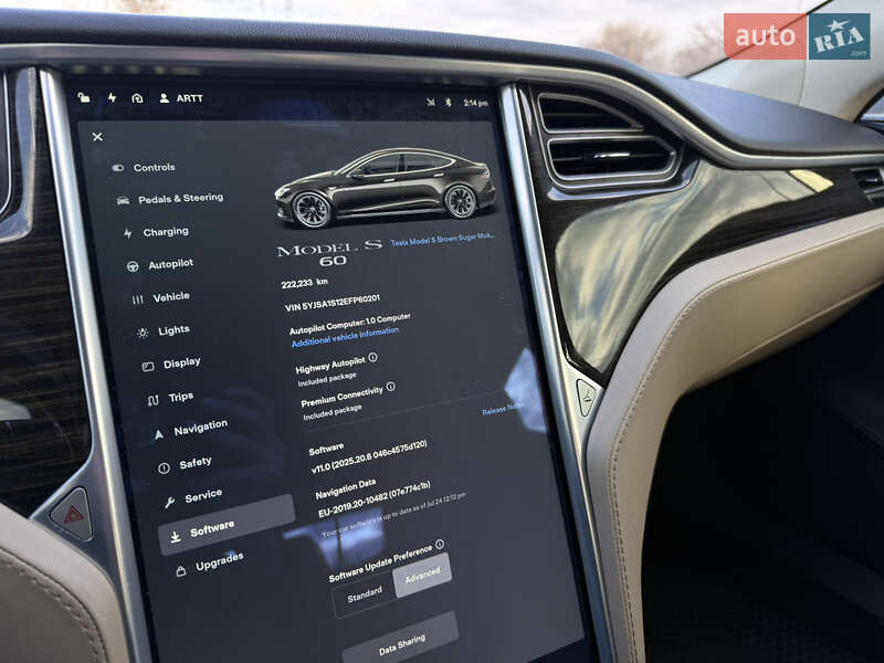 Ліфтбек Tesla Model S 2014 в Дніпрі фото 21 Ліфтбек Tesla Model S 2014 в Дніпрі