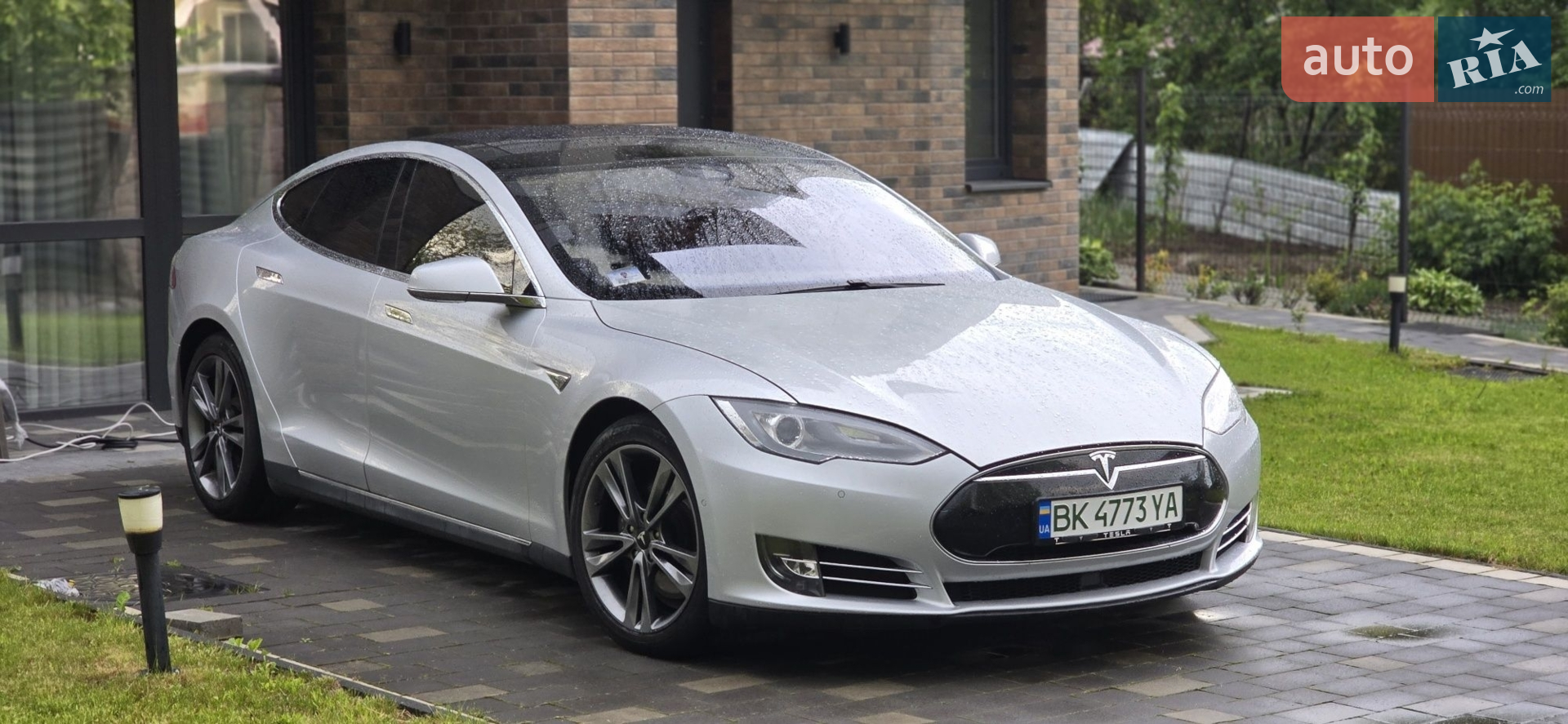 2015 Tesla Model S - мініатюра 18