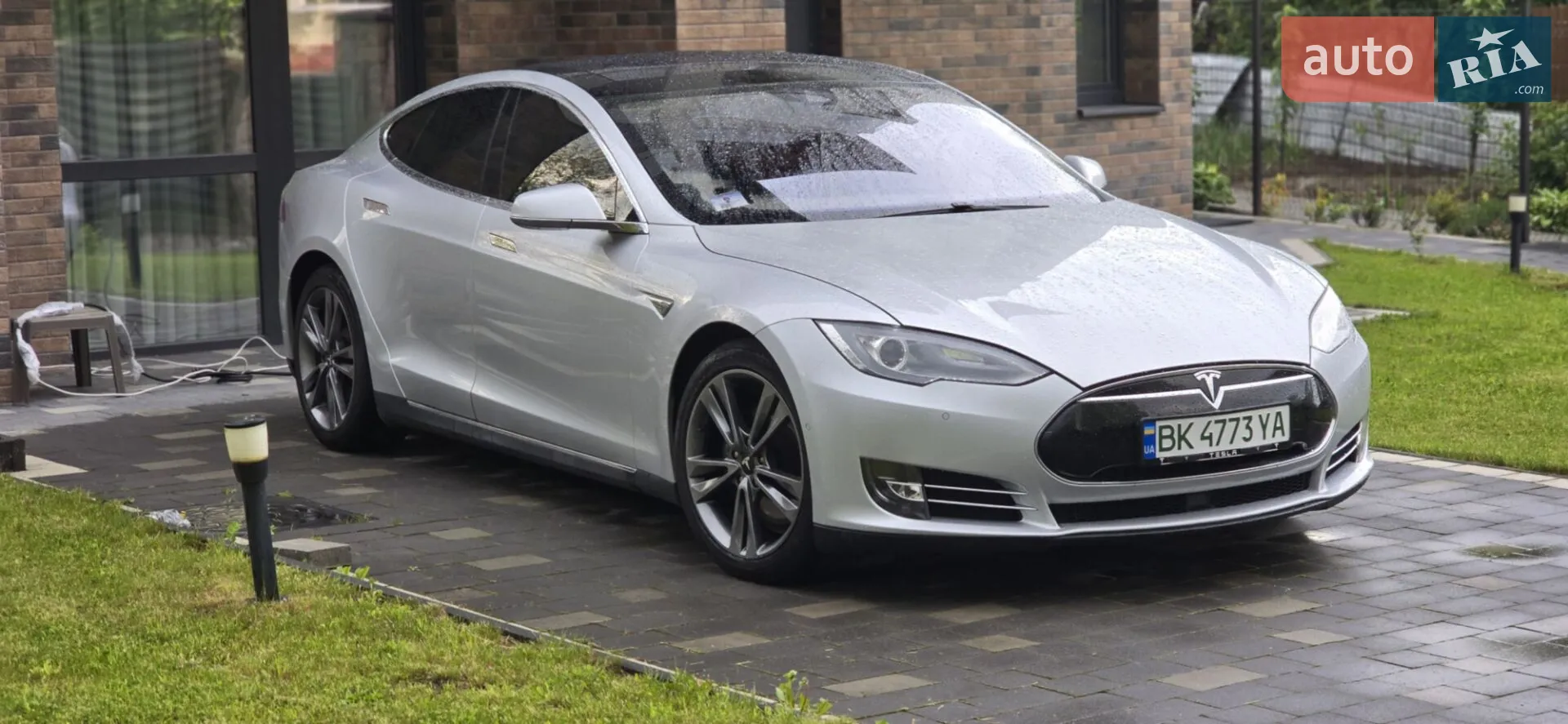 2015 Tesla Model S - мініатюра 14