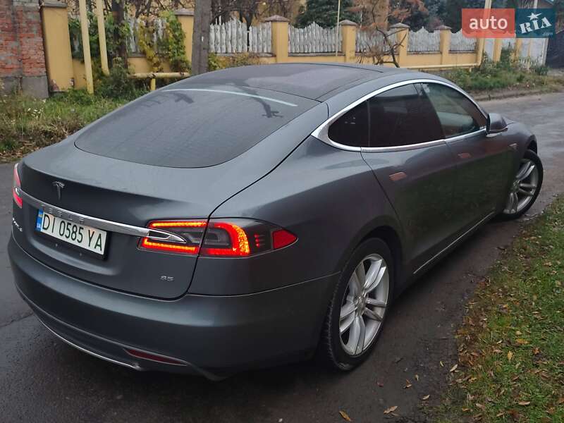 Ліфтбек Tesla Model S 2014 в Шептицькому фото 8 Ліфтбек Tesla Model S 2014 в Шептицькому