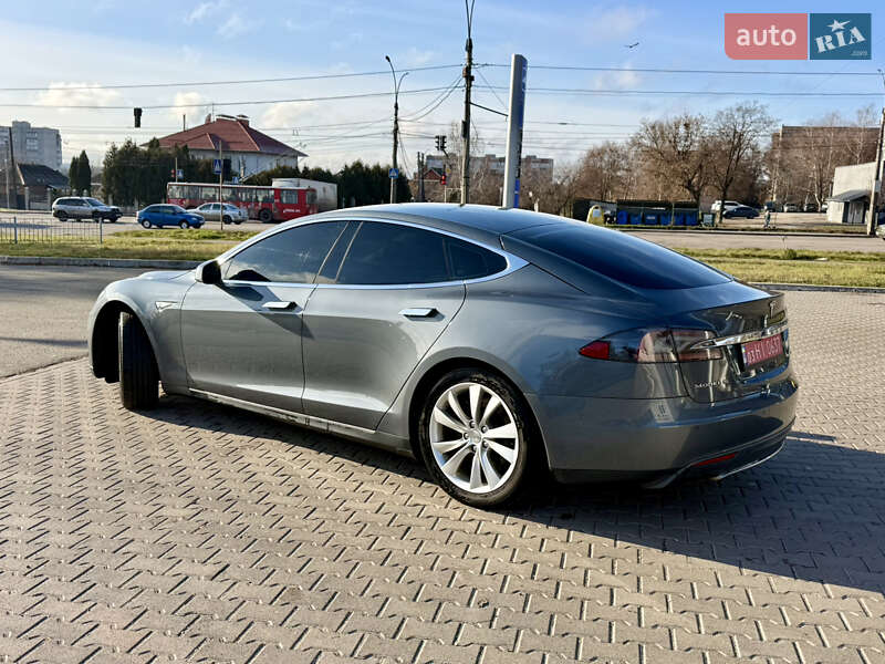Лифтбек Tesla Model S 2013 в Сумах фото 3 Лифтбек Tesla Model S 2013 в Сумах