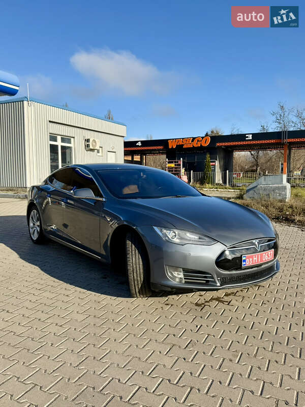 Лифтбек Tesla Model S 2013 в Сумах фото 7 Лифтбек Tesla Model S 2013 в Сумах