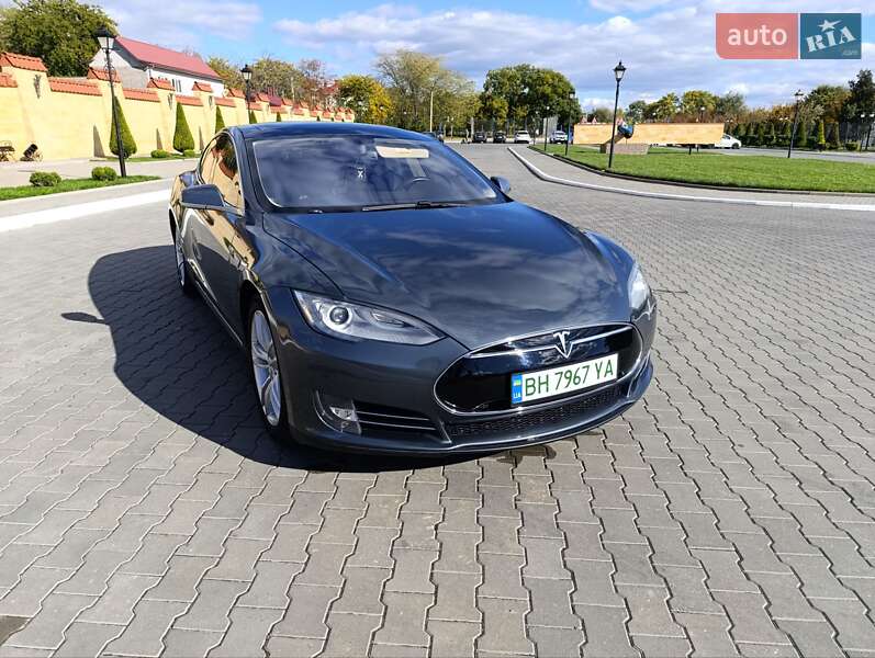 Ліфтбек Tesla Model S 2013 в Ізмаїлі фото 2 Ліфтбек Tesla Model S 2013 в Ізмаїлі