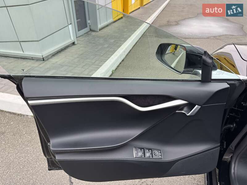 Лифтбек Tesla Model S 2017 в Ирпене фото 20 Лифтбек Tesla Model S 2017 в Ирпене