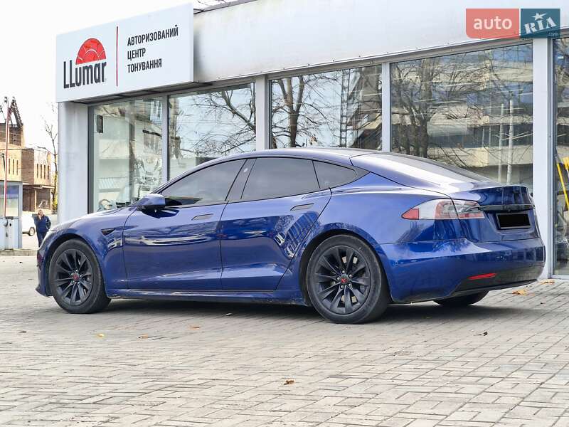 Лифтбек Tesla Model S 2018 в Днепре