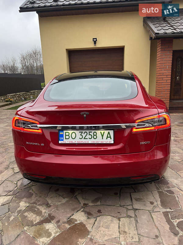 Лифтбек Tesla Model S 2018 в Тернополе
