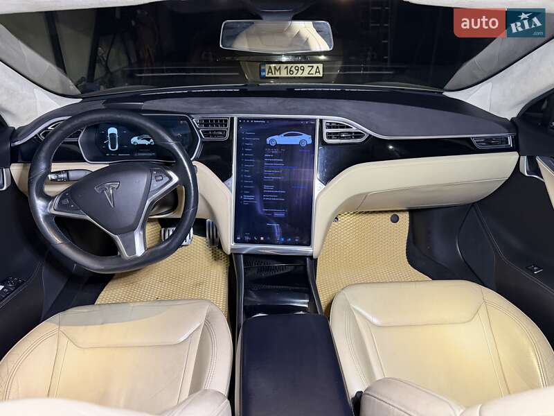 Ліфтбек Tesla Model S 2015 в Житомирі фото 19 Ліфтбек Tesla Model S 2015 в Житомирі