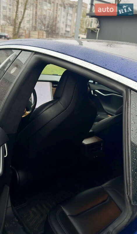 Лифтбек Tesla Model S 2018 в Шептицькому фото 12 Лифтбек Tesla Model S 2018 в Шептицькому